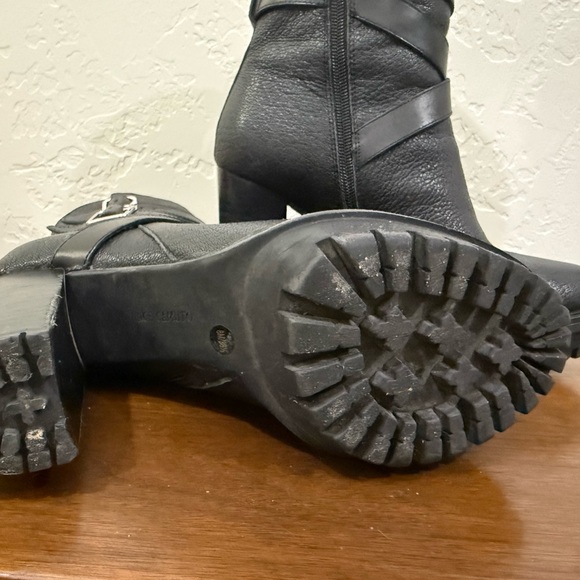 Black Gianni Bini platform boots - Picture 5 of 6